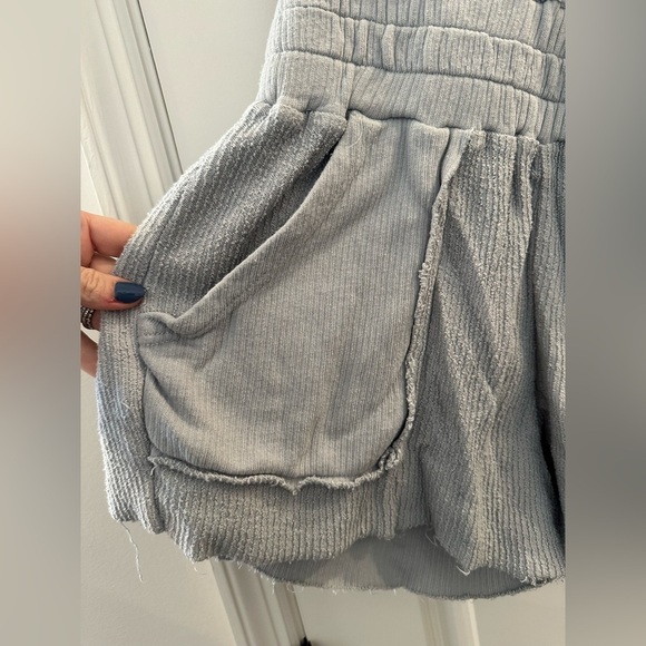 VINTAGE HAVANA Washed Texture Terry Shorts Romper In Light Grey Small - Picture 3 of 9